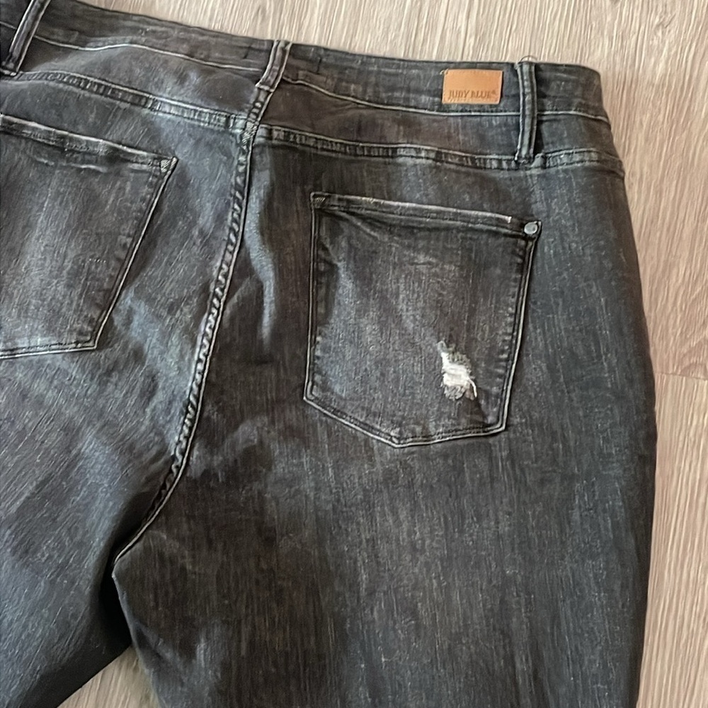 Judy Blue Skinny Fit Lite Black Distressed Jeans Size 24W - Picture 10 of 15